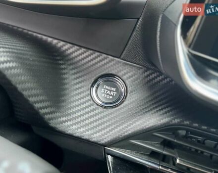 Чорний Пежо e-2008, об'ємом двигуна 0 л та пробігом 85 тис. км за 16150 $, фото 49 на Automoto.ua