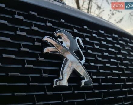 Чорний Пежо e-2008, об'ємом двигуна 0 л та пробігом 110 тис. км за 17431 $, фото 2 на Automoto.ua