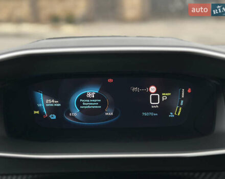 Чорний Пежо e-2008, об'ємом двигуна 0 л та пробігом 75 тис. км за 17800 $, фото 56 на Automoto.ua