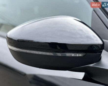 Чорний Пежо e-2008, об'ємом двигуна 0 л та пробігом 75 тис. км за 17800 $, фото 23 на Automoto.ua