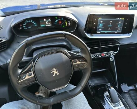 Черный Пежо e-2008, объемом двигателя 0 л и пробегом 120 тыс. км за 15500 $, фото 17 на Automoto.ua