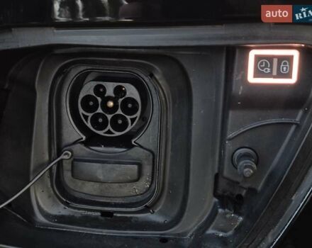 Чорний Пежо e-2008, об'ємом двигуна 0 л та пробігом 110 тис. км за 17431 $, фото 11 на Automoto.ua