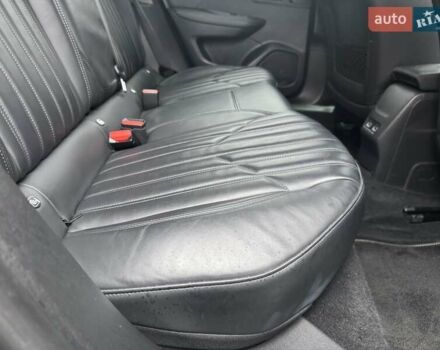 Чорний Пежо e-2008, об'ємом двигуна 0 л та пробігом 85 тис. км за 16150 $, фото 66 на Automoto.ua