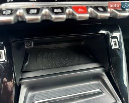 Чорний Пежо e-2008, об'ємом двигуна 0 л та пробігом 85 тис. км за 16150 $, фото 57 на Automoto.ua