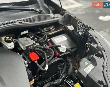 Чорний Пежо e-2008, об'ємом двигуна 0 л та пробігом 85 тис. км за 16150 $, фото 80 на Automoto.ua