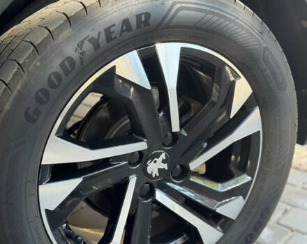 Черный Пежо e-2008, объемом двигателя 0 л и пробегом 109 тыс. км за 16500 $, фото 8 на Automoto.ua