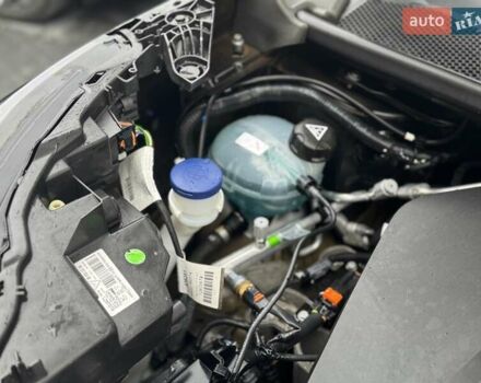 Чорний Пежо e-2008, об'ємом двигуна 0 л та пробігом 85 тис. км за 16150 $, фото 79 на Automoto.ua