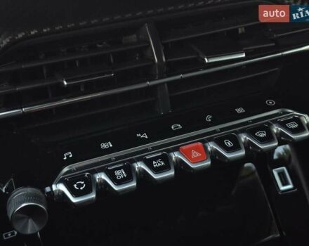 Чорний Пежо e-2008, об'ємом двигуна 0 л та пробігом 110 тис. км за 17431 $, фото 31 на Automoto.ua