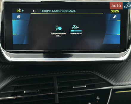 Чорний Пежо e-2008, об'ємом двигуна 0 л та пробігом 75 тис. км за 17800 $, фото 79 на Automoto.ua