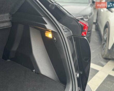 Чорний Пежо e-2008, об'ємом двигуна 0 л та пробігом 85 тис. км за 16150 $, фото 77 на Automoto.ua