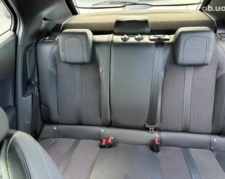 Чорний Пежо e-2008, об'ємом двигуна 0 л та пробігом 60 тис. км за 18390 $, фото 28 на Automoto.ua