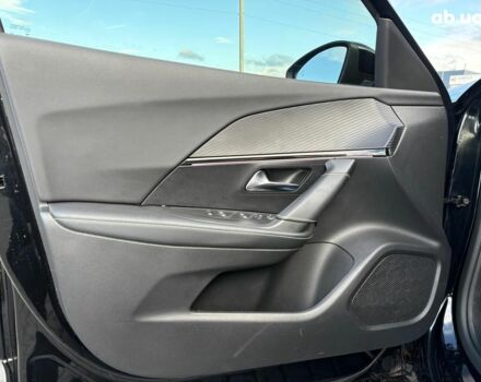 Чорний Пежо e-2008, об'ємом двигуна 0 л та пробігом 60 тис. км за 18390 $, фото 16 на Automoto.ua