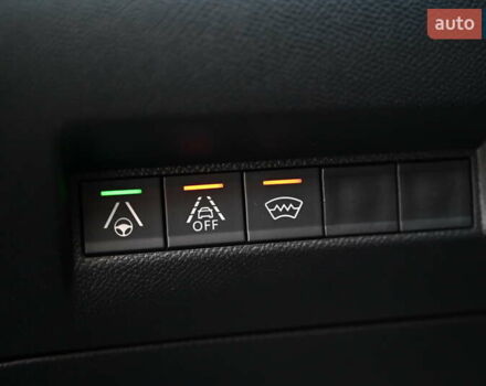 Черный Пежо e-2008, объемом двигателя 0 л и пробегом 41 тыс. км за 20970 $, фото 15 на Automoto.ua