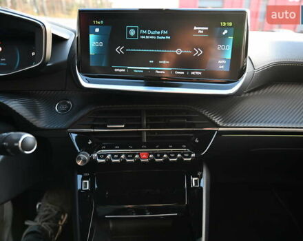 Черный Пежо e-2008, объемом двигателя 0 л и пробегом 41 тыс. км за 20970 $, фото 13 на Automoto.ua