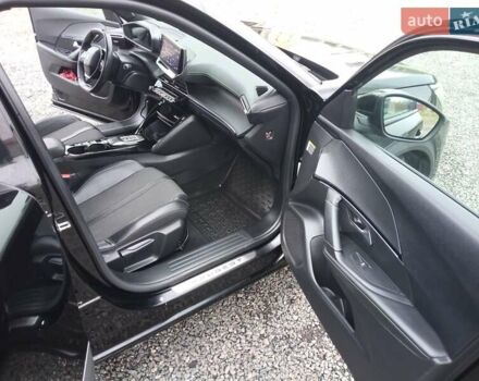 Чорний Пежо e-2008, об'ємом двигуна 0 л та пробігом 42 тис. км за 21300 $, фото 15 на Automoto.ua