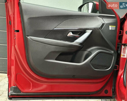 Красный Пежо e-2008, объемом двигателя 0 л и пробегом 79 тыс. км за 16900 $, фото 44 на Automoto.ua