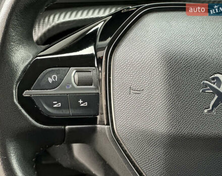 Красный Пежо e-2008, объемом двигателя 0 л и пробегом 79 тыс. км за 16900 $, фото 59 на Automoto.ua