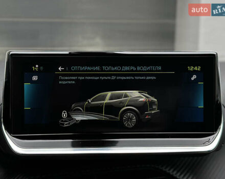 Красный Пежо e-2008, объемом двигателя 0 л и пробегом 79 тыс. км за 16900 $, фото 94 на Automoto.ua