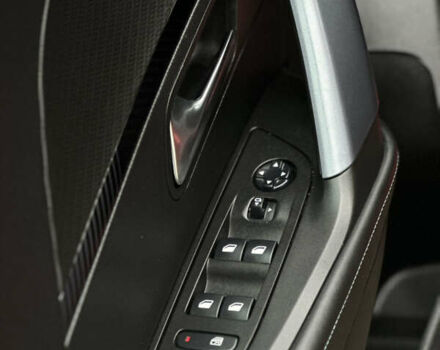 Красный Пежо e-2008, объемом двигателя 0 л и пробегом 79 тыс. км за 16900 $, фото 45 на Automoto.ua