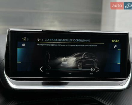 Красный Пежо e-2008, объемом двигателя 0 л и пробегом 79 тыс. км за 16900 $, фото 96 на Automoto.ua