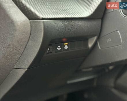 Красный Пежо e-2008, объемом двигателя 0 л и пробегом 79 тыс. км за 16900 $, фото 57 на Automoto.ua