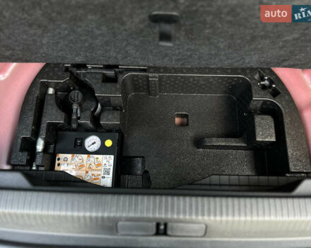 Красный Пежо e-2008, объемом двигателя 0 л и пробегом 40 тыс. км за 17399 $, фото 32 на Automoto.ua