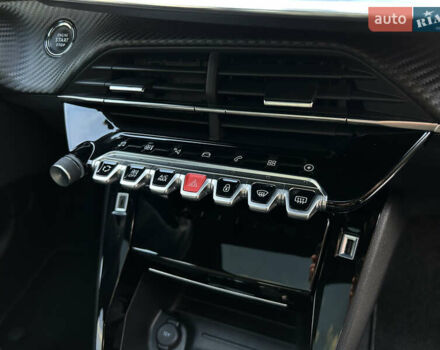 Красный Пежо e-2008, объемом двигателя 0 л и пробегом 40 тыс. км за 17399 $, фото 38 на Automoto.ua