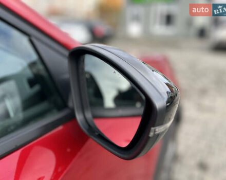 Красный Пежо e-2008, объемом двигателя 0 л и пробегом 92 тыс. км за 17800 $, фото 6 на Automoto.ua