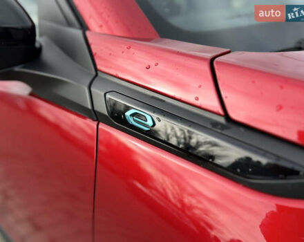 Красный Пежо e-2008, объемом двигателя 0 л и пробегом 92 тыс. км за 17800 $, фото 5 на Automoto.ua