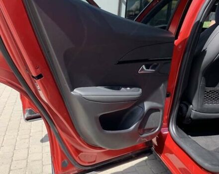 Красный Пежо e-2008, объемом двигателя 0 л и пробегом 32 тыс. км за 18900 $, фото 4 на Automoto.ua