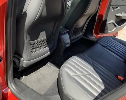 Красный Пежо e-2008, объемом двигателя 0 л и пробегом 32 тыс. км за 18900 $, фото 5 на Automoto.ua