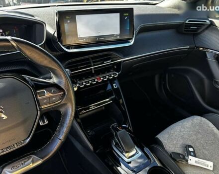 Пежо e-2008, объемом двигателя 0 л и пробегом 122 тыс. км за 16850 $, фото 27 на Automoto.ua