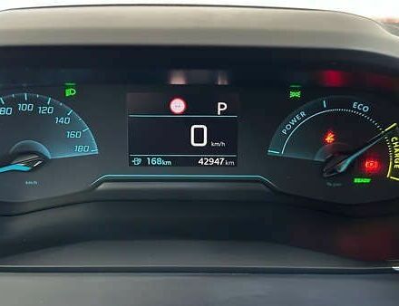 Пежо e-2008, объемом двигателя 0 л и пробегом 40 тыс. км за 15950 $, фото 28 на Automoto.ua