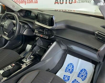 Пежо e-2008, объемом двигателя 0 л и пробегом 40 тыс. км за 15950 $, фото 9 на Automoto.ua