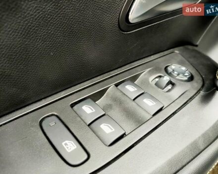 Пежо e-2008, объемом двигателя 0 л и пробегом 18 тыс. км за 18900 $, фото 20 на Automoto.ua