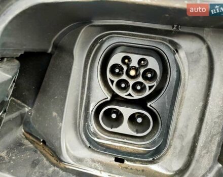 Пежо e-2008, объемом двигателя 0 л и пробегом 18 тыс. км за 18900 $, фото 31 на Automoto.ua