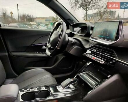 Пежо e-2008, объемом двигателя 0 л и пробегом 18 тыс. км за 18900 $, фото 18 на Automoto.ua