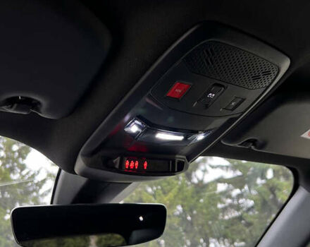 Пежо e-2008, объемом двигателя 0 л и пробегом 58 тыс. км за 18350 $, фото 24 на Automoto.ua
