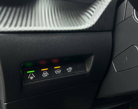 Пежо e-2008, объемом двигателя 0 л и пробегом 58 тыс. км за 18350 $, фото 26 на Automoto.ua