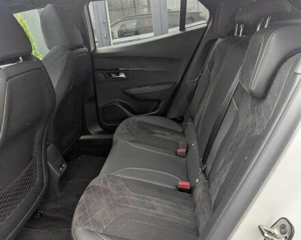 Пежо e-2008, объемом двигателя 0 л и пробегом 38 тыс. км за 20700 $, фото 23 на Automoto.ua