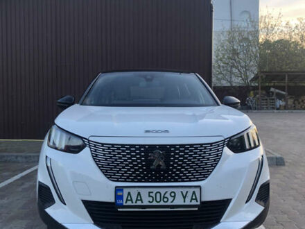 Пежо e-2008 2020 в Киеве на Automoto.ua Пежо e-2008, объемом двигателя 0 л и пробегом 34 тыс. км за 20800 $, фото 1 на Automoto.ua