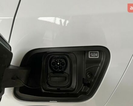 купить новое авто Пежо e-2008 2024 года от официального дилера ІЛТА Пежо фото