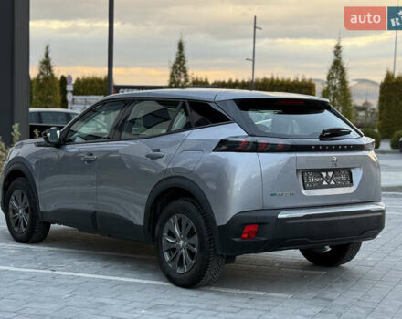 Сірий Пежо e-2008, об'ємом двигуна 0 л та пробігом 67 тис. км за 16500 $, фото 5 на Automoto.ua