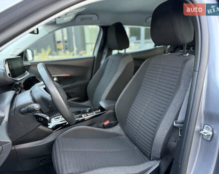 Сірий Пежо e-2008, об'ємом двигуна 0 л та пробігом 67 тис. км за 16500 $, фото 7 на Automoto.ua