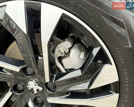 Серый Пежо e-2008, объемом двигателя 0 л и пробегом 1 тыс. км за 21999 $, фото 25 на Automoto.ua