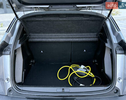 Сірий Пежо e-2008, об'ємом двигуна 0 л та пробігом 67 тис. км за 16500 $, фото 10 на Automoto.ua