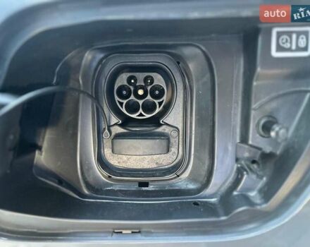 Сірий Пежо e-2008, об'ємом двигуна 0 л та пробігом 25 тис. км за 22900 $, фото 11 на Automoto.ua