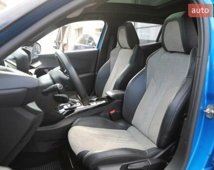 Синий Пежо e-2008, объемом двигателя 0 л и пробегом 32 тыс. км за 21000 $, фото 5 на Automoto.ua