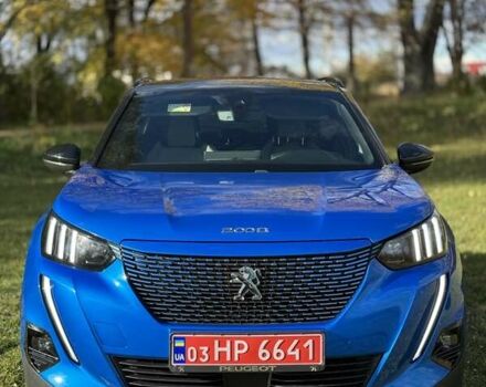 Синий Пежо e-2008, объемом двигателя 0 л и пробегом 35 тыс. км за 16500 $, фото 5 на Automoto.ua