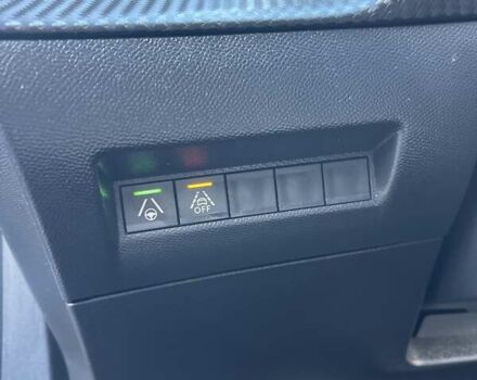 Синий Пежо e-2008, объемом двигателя 0 л и пробегом 35 тыс. км за 16500 $, фото 68 на Automoto.ua